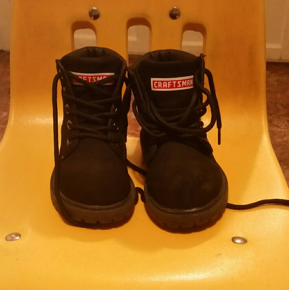 Like new toddler craftsman workboots